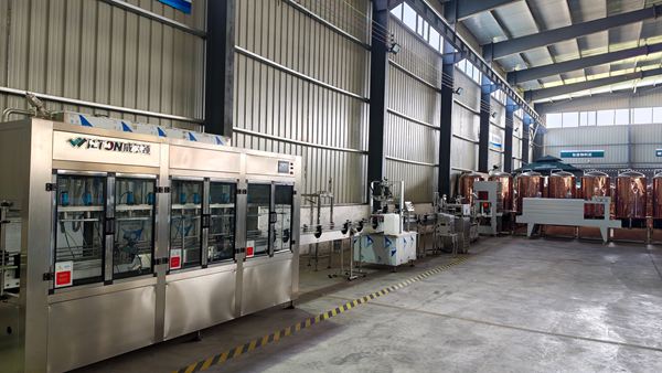Large stainless steel automatic liquid filling machine with safety protective glass door for high viscosity liquid soap