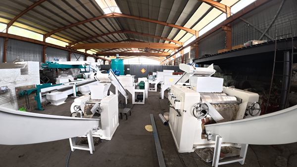 Full automatic soap finishing production line in Bright Machinery workshop, three roll mill and soap plodder
