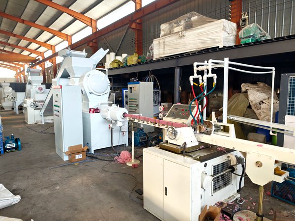M&aacute;quina industrial para fabricar jab&oacute;n, equipo de impresi&oacute;n de logos en jab&oacute;n